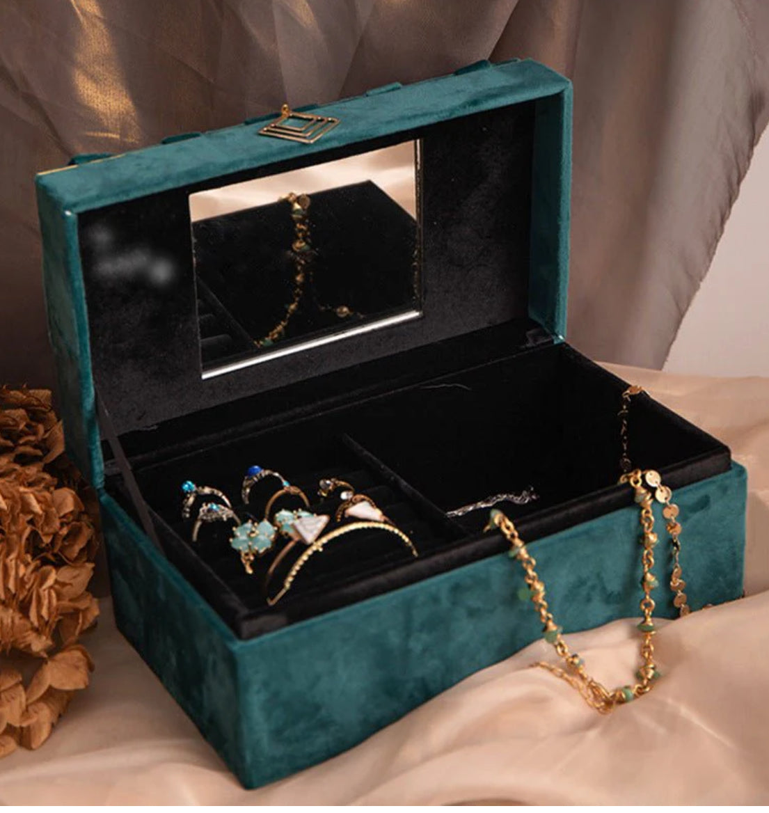 Luxe Nest Jewelry Box