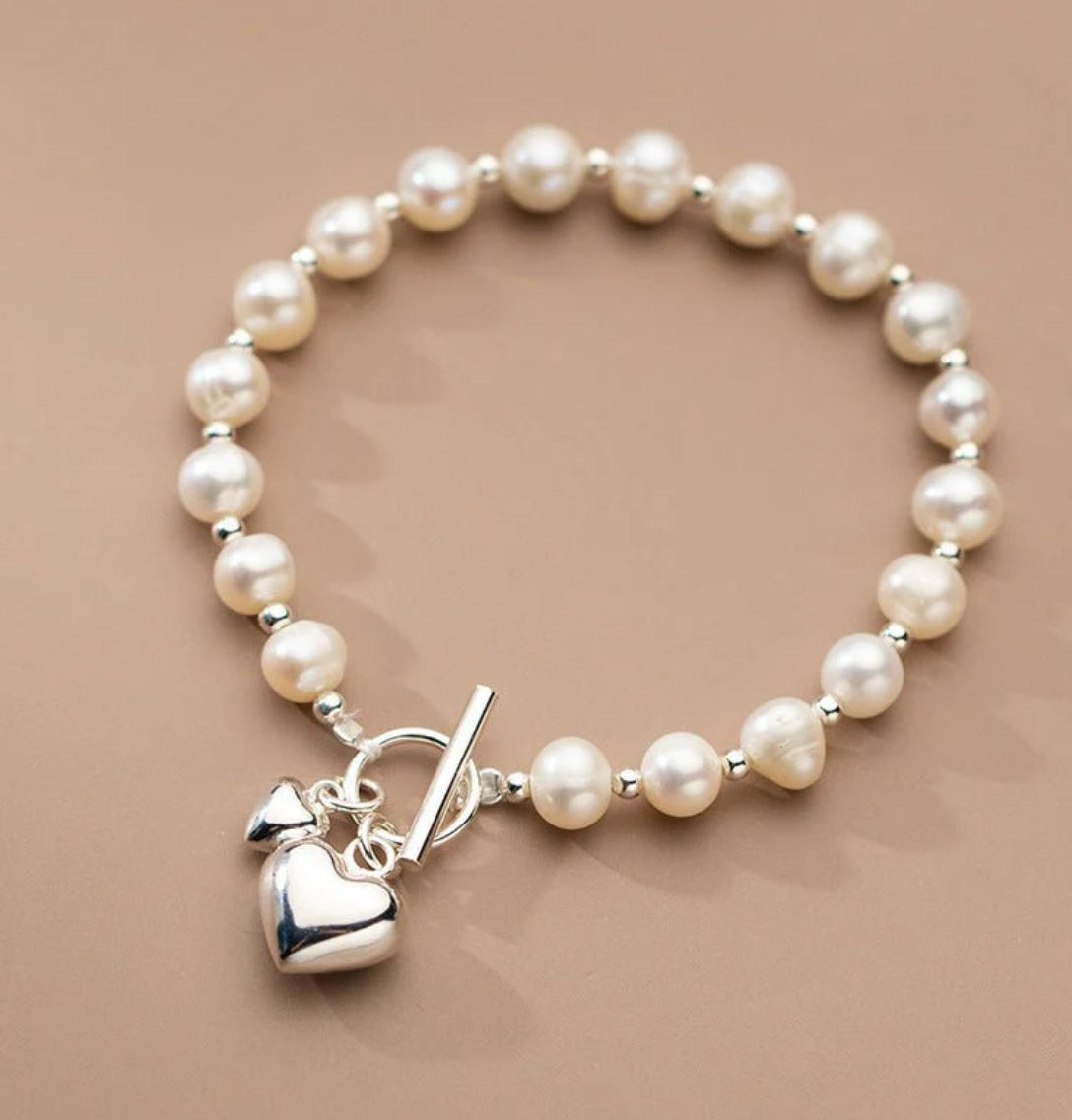 Silver Heart & Pearl Light Bead Bracelet