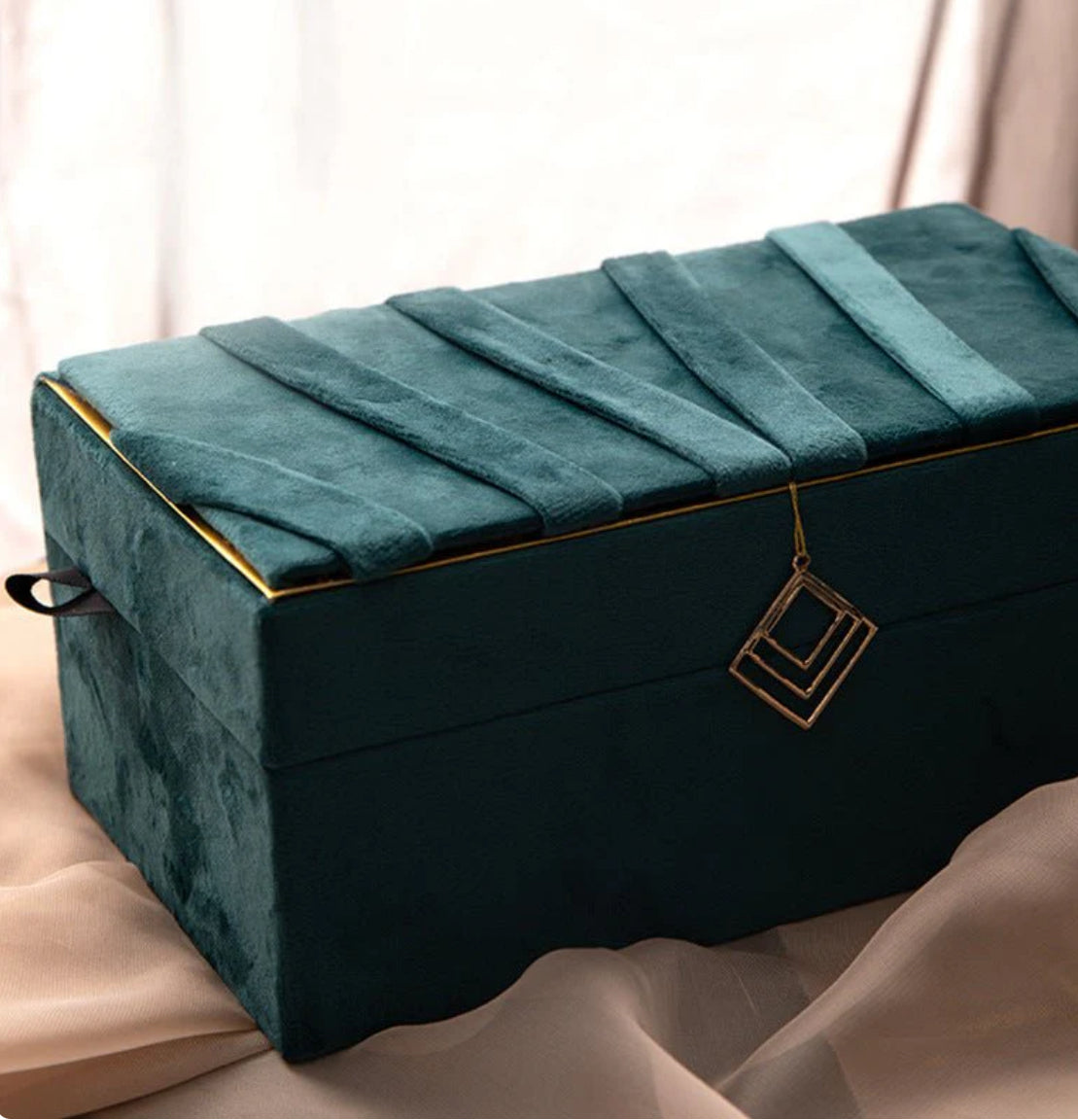 Luxe Nest Jewelry Box