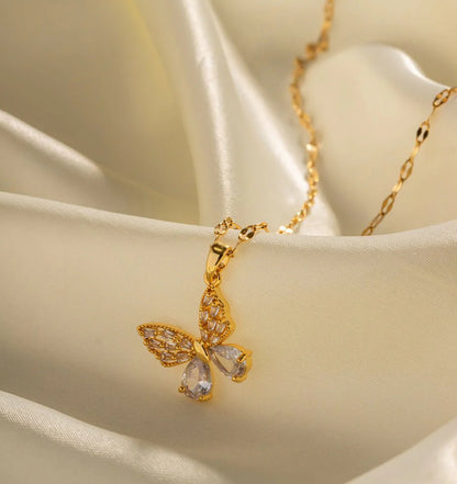 18K Gold Butterfly Pendant Necklace with White Zircon Inlay